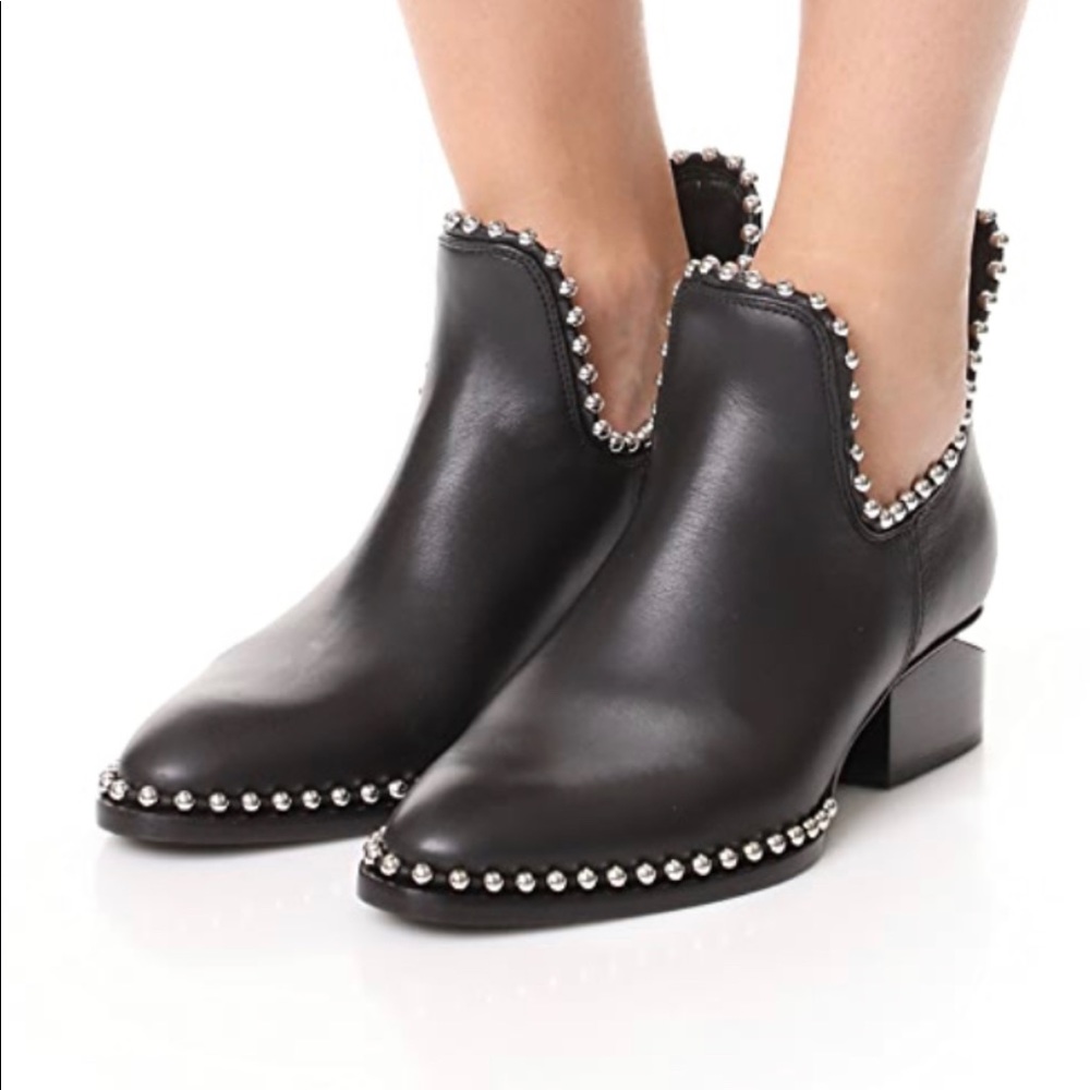 NWOT Alexander Wang Kori studded ankle boots